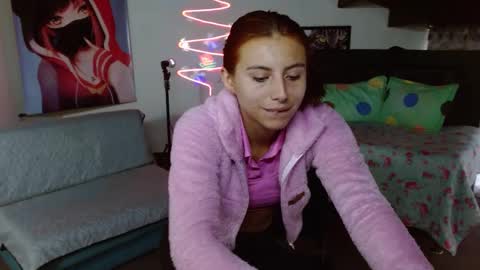 Kloe deker online show from December 2024 01:34:02 PM