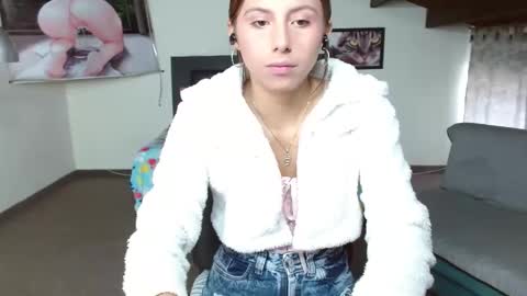 Kloe deker online show from March 2025 01:35:02 PM