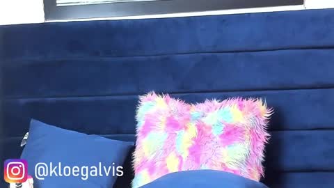 KLOE online show from October 2025 01:58:01 AM