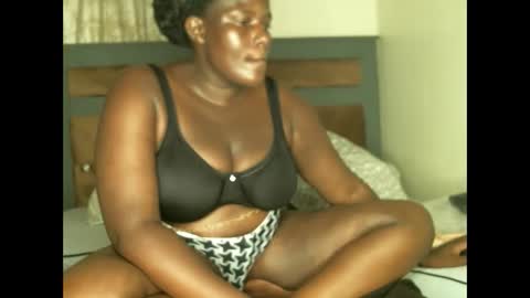 kmagie online show from December 2025 05:52:02 PM