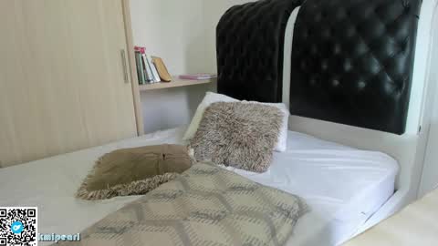 Camila Reyes online show from February 2025 01:43:02 PM