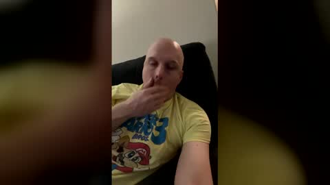 Snapshot of knotdaddy1983 chatting on April 2026 01:11:01 PM knotdaddy1983 online show from April 2026 01:11:01 PM