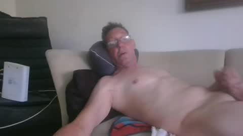 kobolt67 online show from April 2026 06:25:02 AM