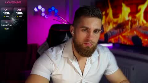 Snapshot of kochka25 chatting on May 2026 08:36:01 PM Sweet boy online show from May 2026 08:36:01 PM