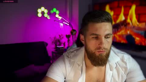 Snapshot of kochka25 chatting on May 2026 06:13:02 PM Sweet boy online show from May 2026 06:13:02 PM