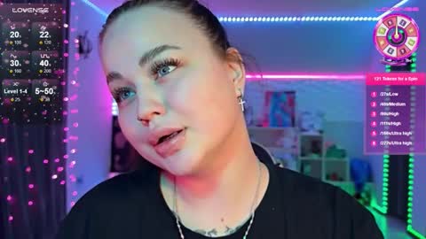 Mia online show from February 2026 05:16:01 PM