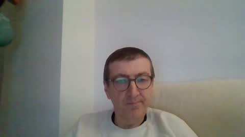 JUAN CARLOS online show from March 2025 06:41:02 PM