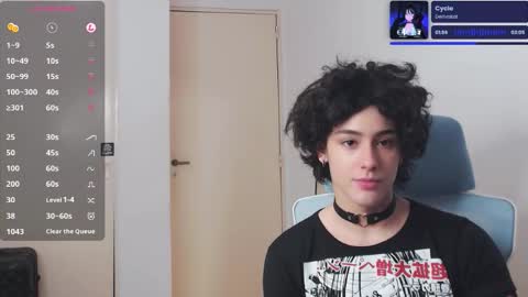 Snapshot of koneko_nya chatting on October 2025 08:08:01 PM  Riley  online show from October 2025 08:08:01 PM