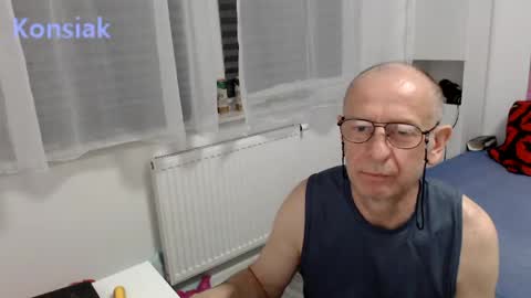 Komsiak online show from May 2026 09:41:02 PM
