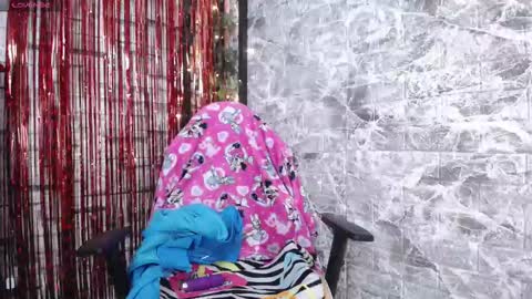 Snapshot of kony_lan chatting on December 2025 12:57:02 PM KONY LAN online show from December 2025 12:57:02 PM