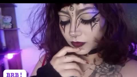 Kora Red online show from April 2026 02:18:01 PM