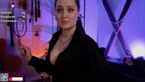 Snapshot of koracrosbie chatting on February 2025 04:20:02 PM Kora TG channel online show from February 2025 04:20:02 PM