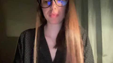 koravine online show from November 2025 10:10:01 PM