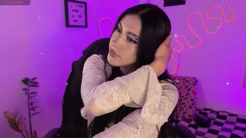 korolova online show from January 2026 02:05:01 AM