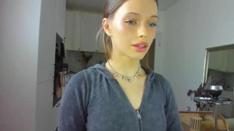 kossie_ online show from February 2025 03:24:02 PM