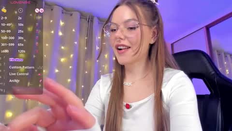 Jess online show from December 2024 04:23:01 PM