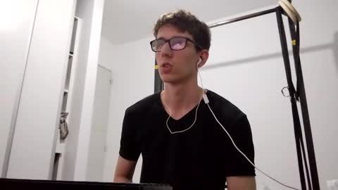 Facu online show from February 2026 11:00:02 AM