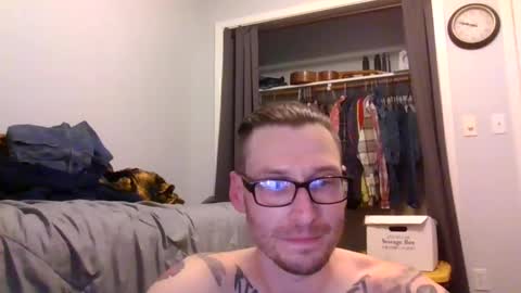 Snapshot of krasher2313 chatting on March 2025 04:43:02 AM hard hung horny online show from March 2025 04:43:02 AM