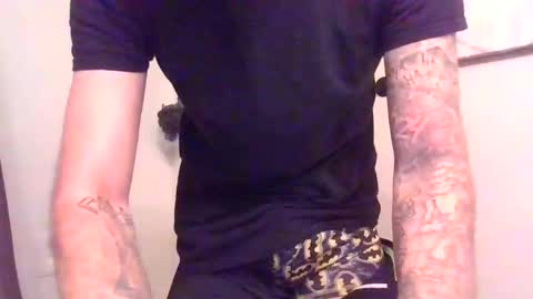 Snapshot of krasher2313 chatting on February 2026 02:19:02 AM hard hung horny online show from February 2026 02:19:02 AM