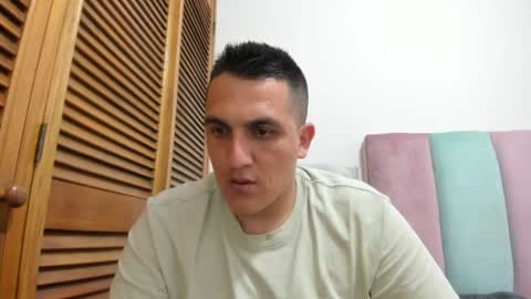 Snapshot of kratosfalcon chatting on June 2026 10:19:02 PM Clark online show from June 2026 10:19:02 PM