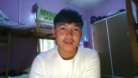 Snapshot of krezikeed chatting on September 2025 04:12:01 AM krezikeed online show from September 2025 04:12:01 AM