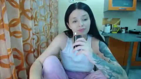 Kris online show from April 2026 09:02:01 PM