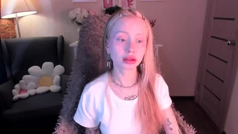 kris_grant online show from April 2026 09:35:01 AM