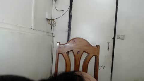 Kris online show from April 2026 08:23:01 PM