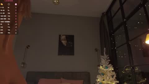 Snapshot of kriss0leoo chatting on December 2024 04:05:02 PM Mary online show from December 2024 04:05:02 PM