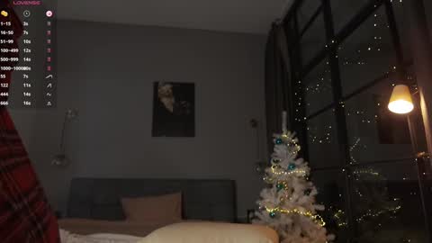 Snapshot of kriss0leoo chatting on December 2024 03:39:01 PM Mary online show from December 2024 03:39:01 PM
