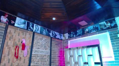 kriss_sweetboobs online show from April 2026 11:30:02 AM