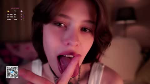 Sarah online show from October 2025 01:14:02 AM