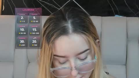 Snapshot of kristal_joi_dl chatting on December 2025 11:37:01 AM kristal online show from December 2025 11:37:01 AM