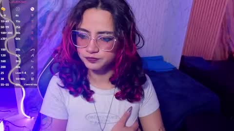 Snapshot of kristen_tay chatting on May 2026 03:23:01 AM kristen_tay online show from May 2026 03:23:01 AM