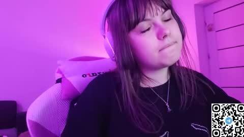 Christie online show from December 2025 10:50:01 PM