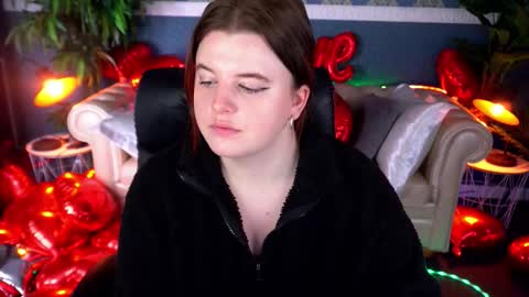 Snapshot of kristifoxy chatting on February 2026 04:19:02 AM kristifoxy online show from February 2026 04:19:02 AM