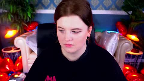 Snapshot of kristifoxy chatting on February 2026 05:26:01 AM kristifoxy online show from February 2026 05:26:01 AM