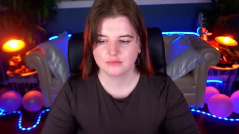 Snapshot of kristifoxy chatting on March 2026 03:30:02 PM kristifoxy online show from March 2026 03:30:02 PM