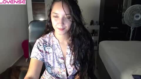 Snapshot of kristinaaxxx chatting on March 2026 04:18:01 AM kristina online show from March 2026 04:18:01 AM