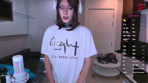 kristina online show from February 2025 07:57:02 PM