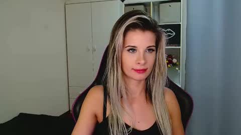 KristineAmore online show from January 2026 07:27:02 PM