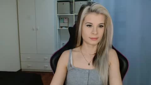 KristineAmore online show from April 2026 06:38:02 AM