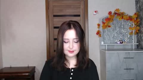 Kristy online show from October 2025 06:25:01 AM