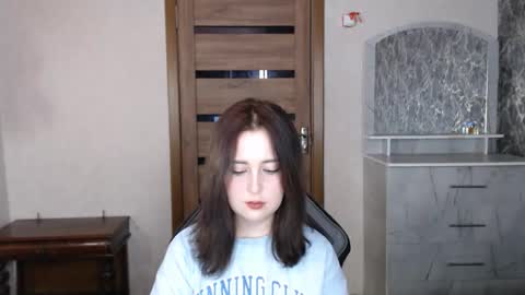 Kristy online show from October 2025 08:31:01 PM