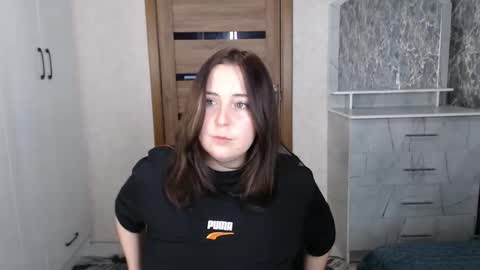 Kristy online show from November 2025 10:45:02 PM