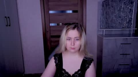 Snapshot of kristy_fran chatting on June 2026 11:54:01 PM Kristy online show from June 2026 11:54:01 PM