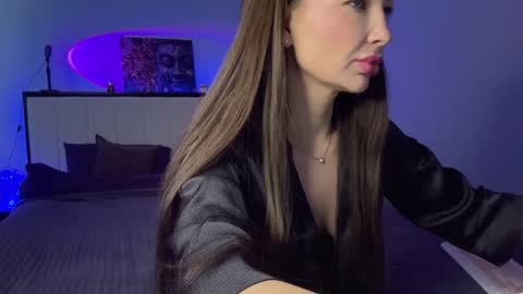 Kristi online show from February 2025 09:20:02 AM