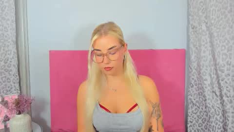 KristyFlowers online show from October 2025 05:50:02 AM