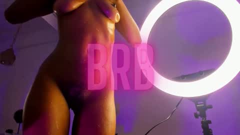 Cristina online show from November 2025 05:45:03 PM