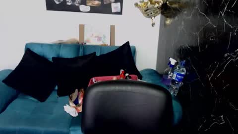 kronikafuckass online show from February 2026 12:32:01 PM